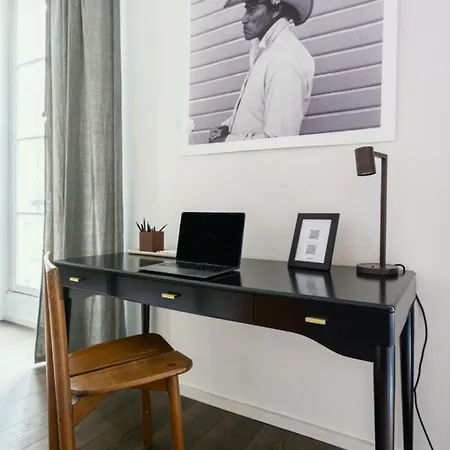 Elegant Saint Apartment *